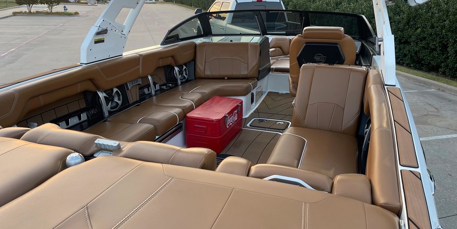 Malibu Wakesetter 25 LSV