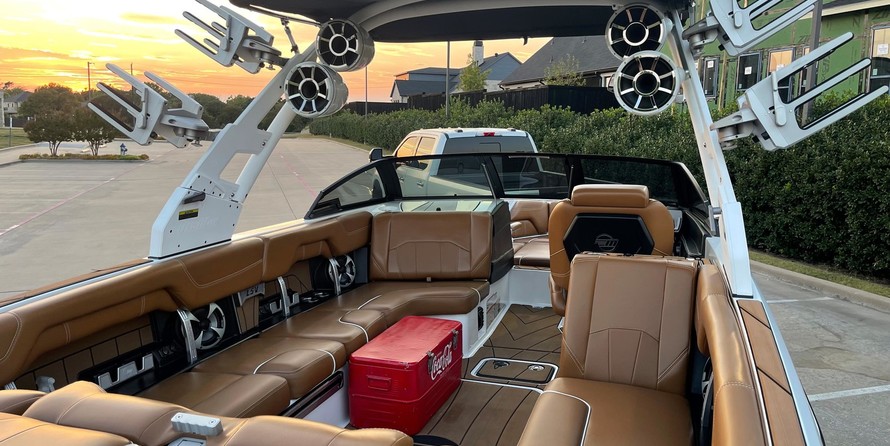 Malibu Wakesetter 25 LSV