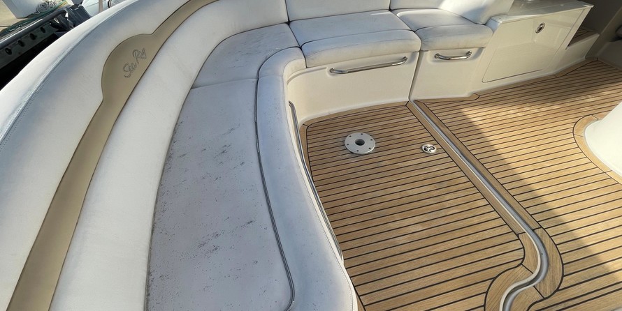 Sea Ray 350 Sundancer