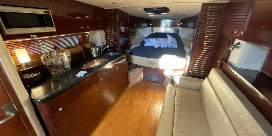 Sea Ray 350 Sundancer