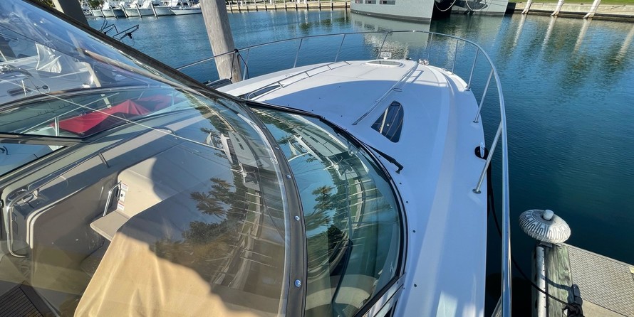 Sea Ray 350 Sundancer