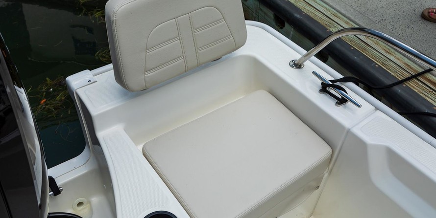 Boston Whaler 190 Montauk
