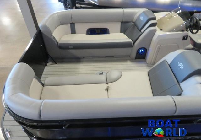 Princecraft Quorum 23 XT