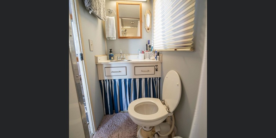 Nautibuoy sport and voyager series platforms