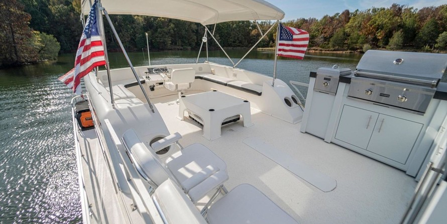 Nautibuoy sport and voyager series platforms