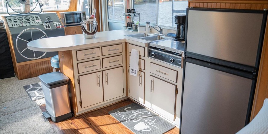 Nautibuoy sport and voyager series platforms