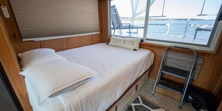 Nautibuoy sport and voyager series platforms