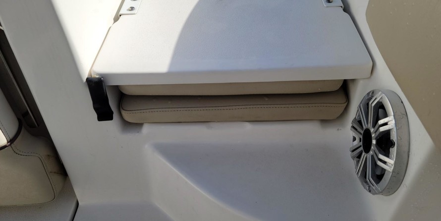 Sea Fox 266 Commander