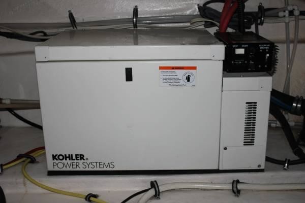 Chaparral 330 Signature