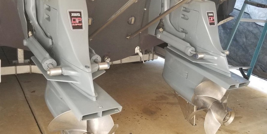 Chaparral 330 Signature