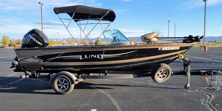 Lund Boats 1875 Crossover XS