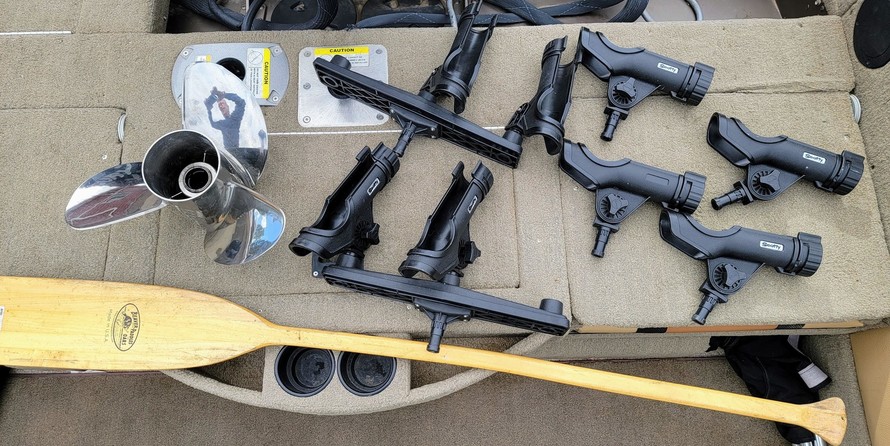 Lund Boats 1875 Crossover XS