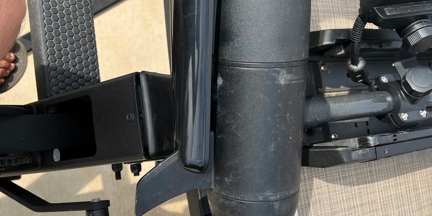 Sun Tracker Fishin Barge 22 DLX