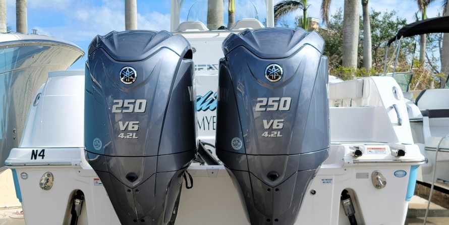 288 Sea Fox Commander