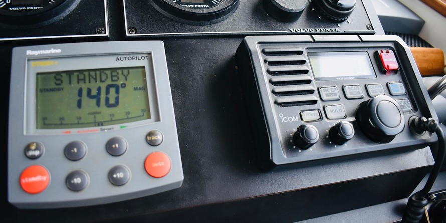 Broward 80 pilot house