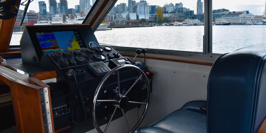 Broward 80 pilot house