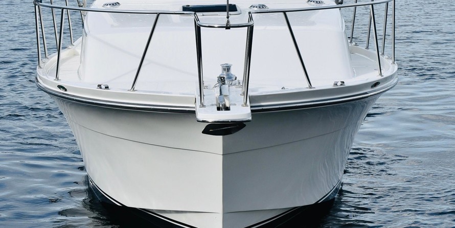 Broward 80 pilot house