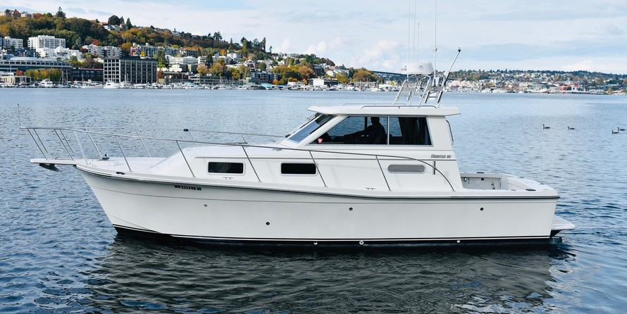 Broward 80 pilot house