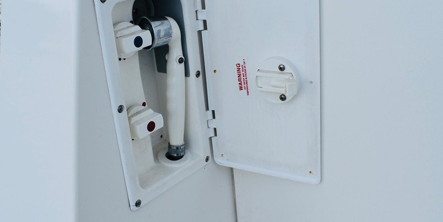 Broward 80 pilot house