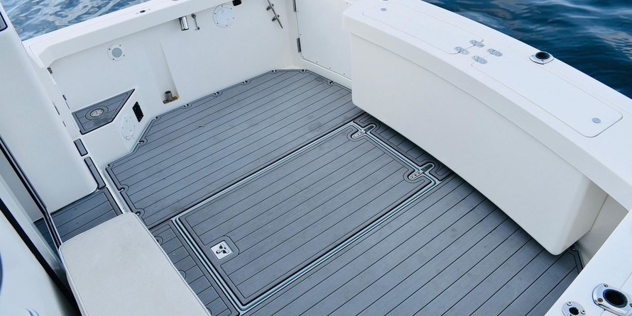 Broward 80 pilot house