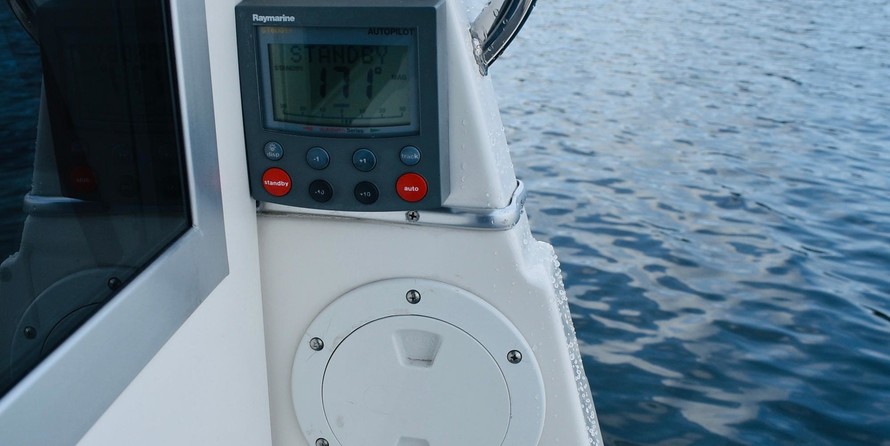 Broward 80 pilot house