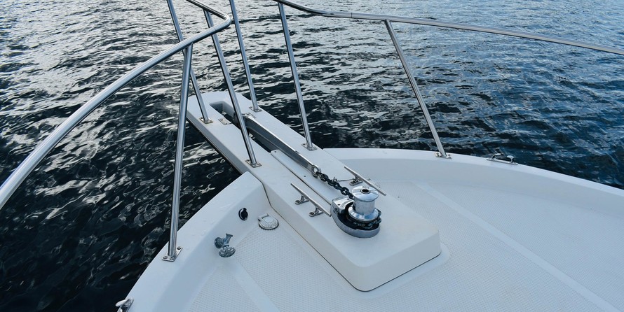 Broward 80 pilot house