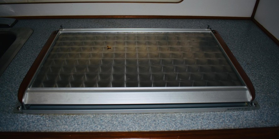 Broward 80 pilot house