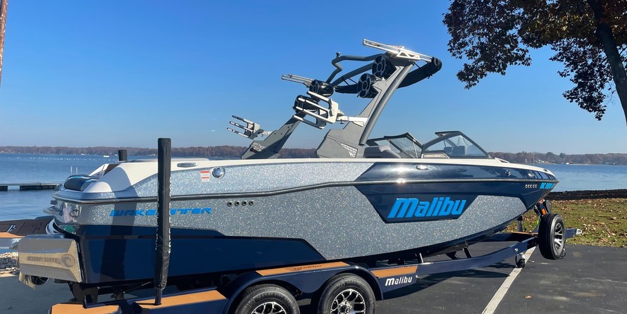 Malibu Wakesetter 23 LSV