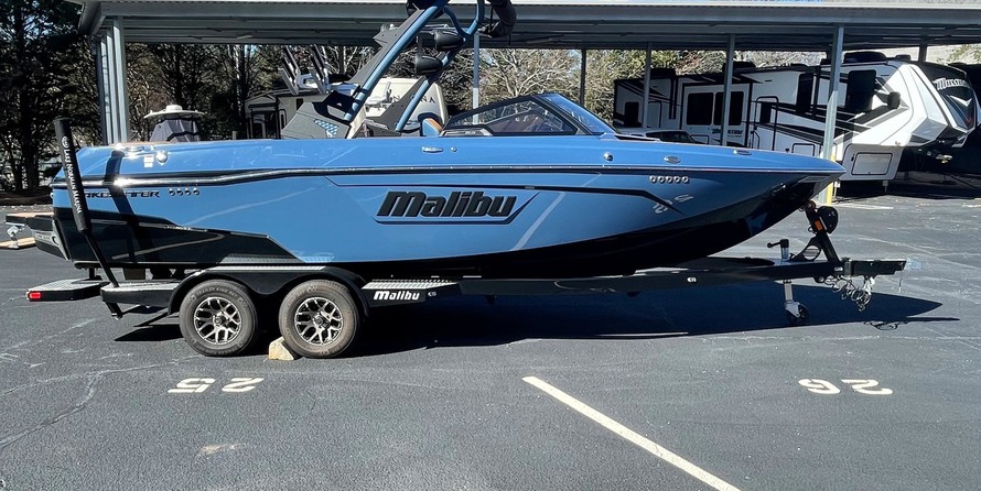 Malibu Wakesetter 23 LSV