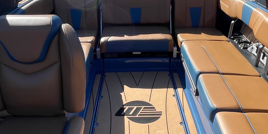Malibu Wakesetter 23 LSV
