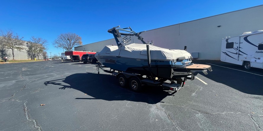 Malibu Wakesetter 23 LSV