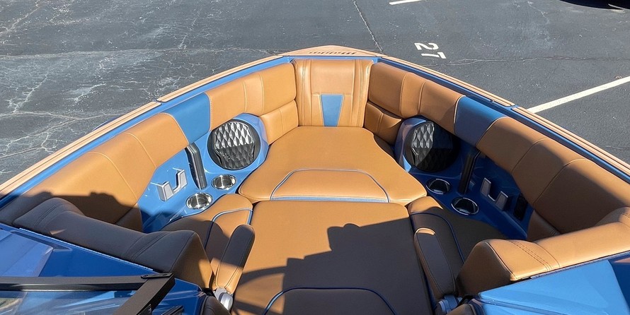 Malibu Wakesetter 23 LSV