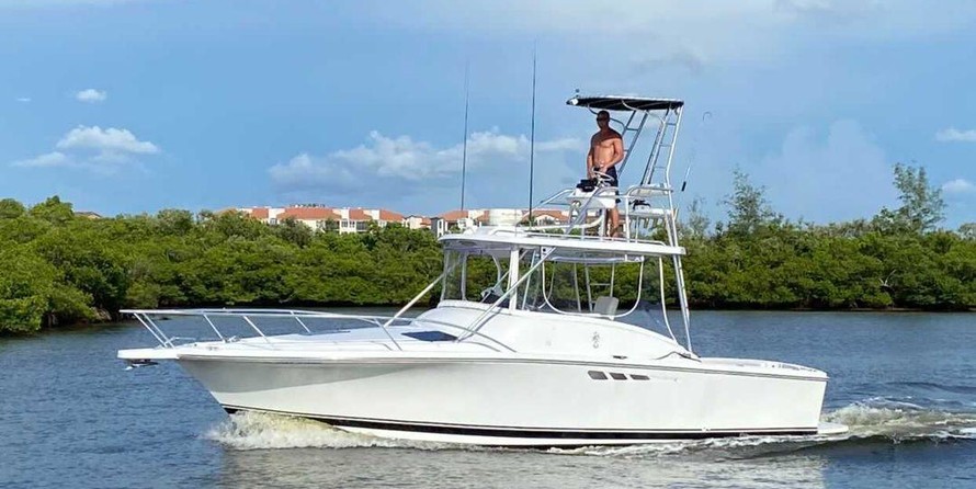Luhrs 290 open
