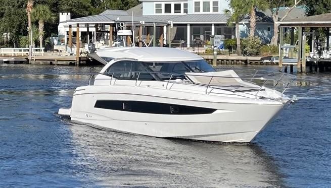 Jeanneau Leader 36