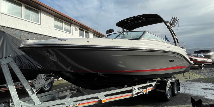 Sea Ray 230 SPX