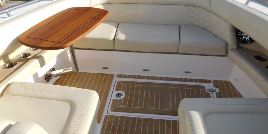 Regal 33 OBX