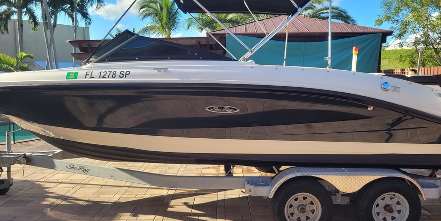 Sea Ray SPX 210 OB