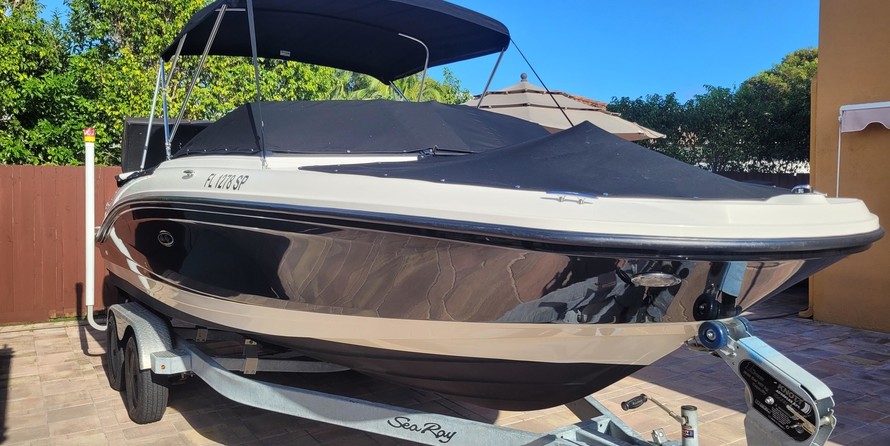 Sea Ray SPX 210 OB