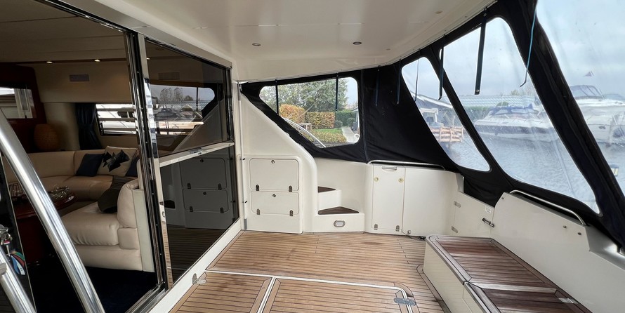 Fairline Squadron 59