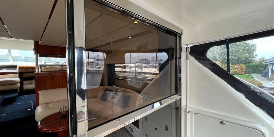 Fairline Squadron 59