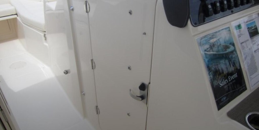 Grady-White Freedom 335