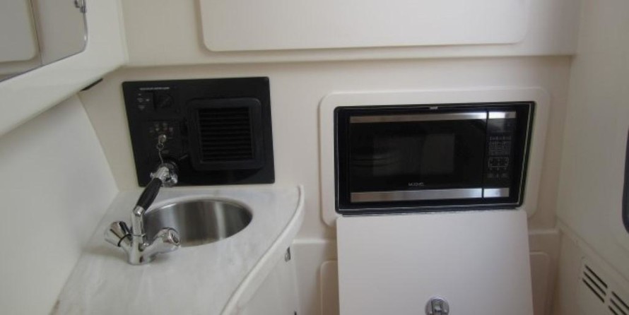 Grady-White Freedom 335