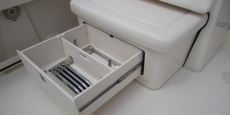 Grady-White Freedom 335