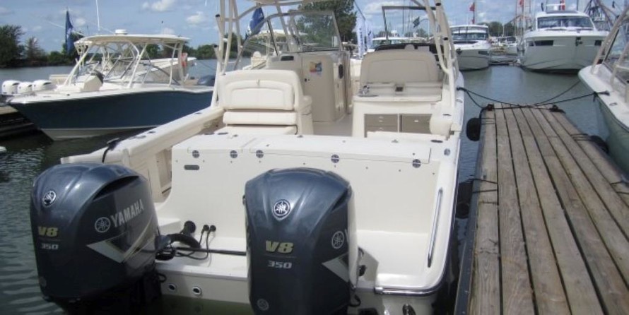 Grady-White Freedom 335