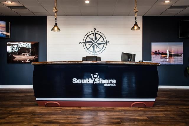 Grady-White Freedom 335