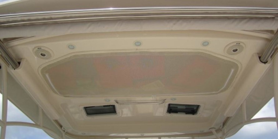 Grady-White Freedom 335