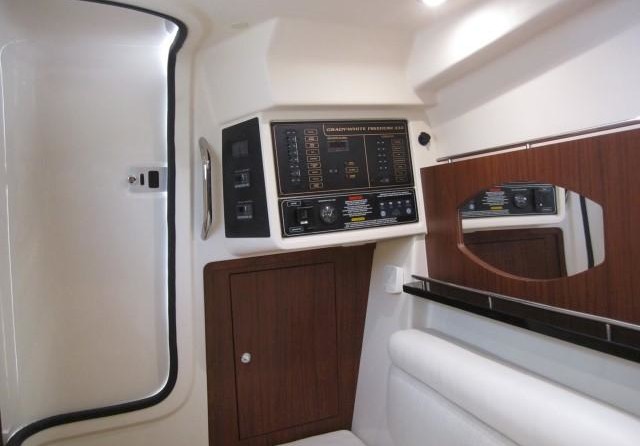 Grady-White Freedom 335