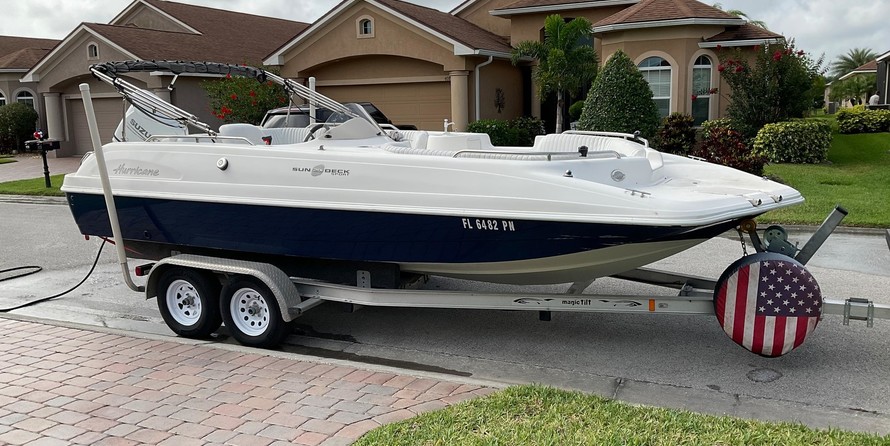 Hurricane 201 sundeck sport
