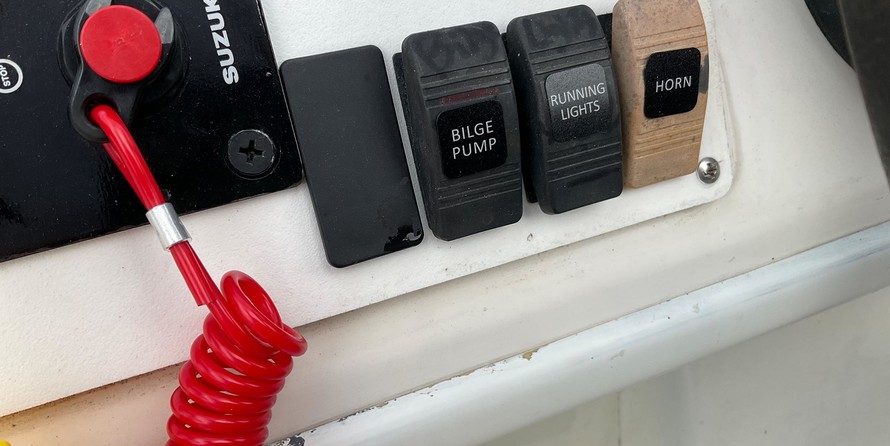 Hurricane 201 sundeck sport