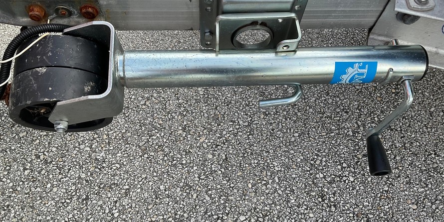 Hurricane 201 sundeck sport